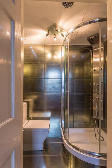 Prime Edinburgh City Centre - 4 Bed Penthouse Ngoại thất bức ảnh