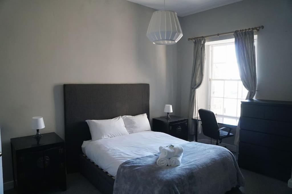 Prime Edinburgh City Centre - 4 Bed Penthouse Ngoại thất bức ảnh